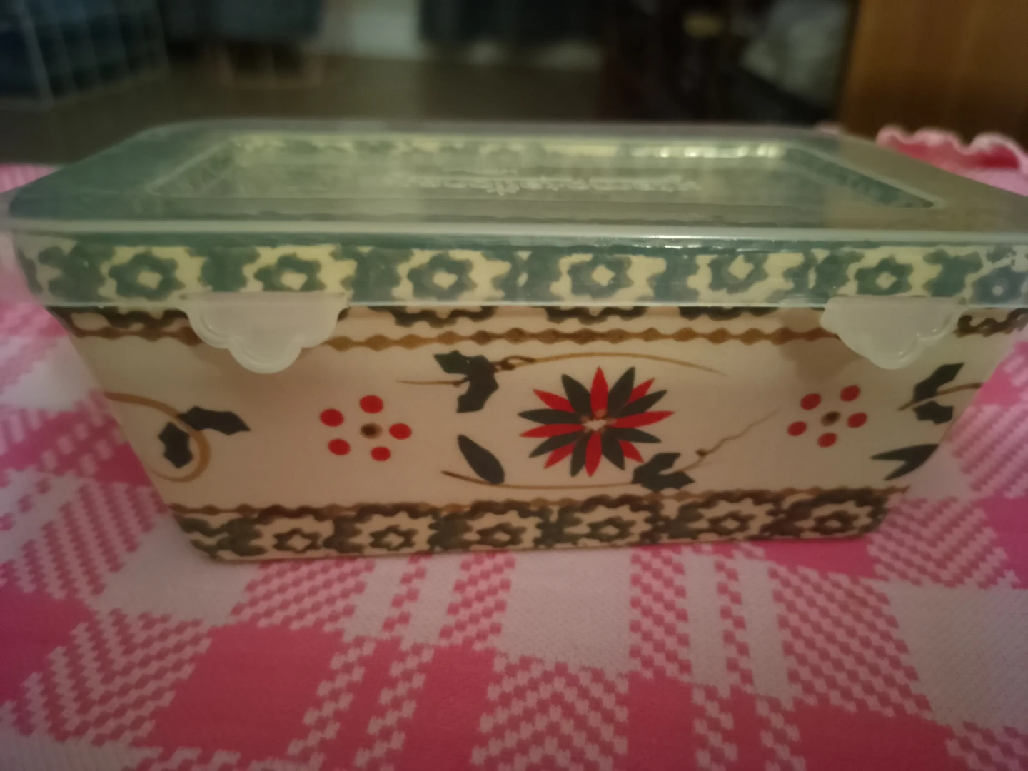 Temptations Old World Loaf Pan with Lid