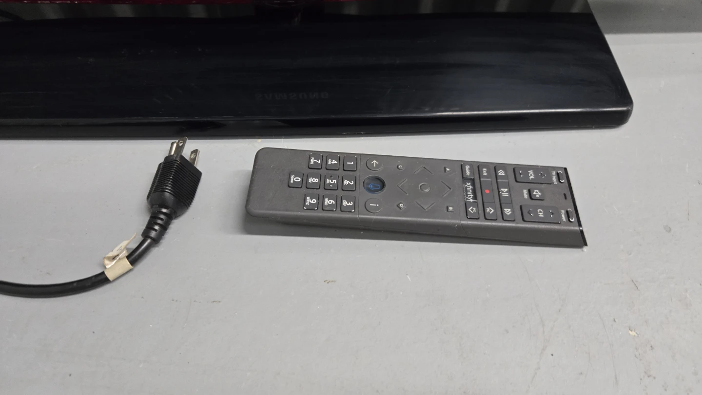 Samsung 32" LN32B540P8D HDTV - photo 4