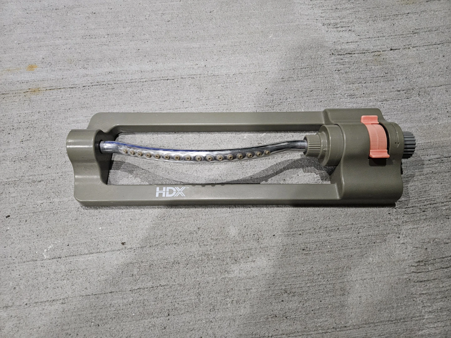 HDX Oscillating Sprinkler.