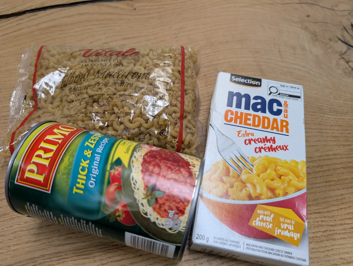 Mac & Cheese Cheddar + Macaroni + Tomato Sauce