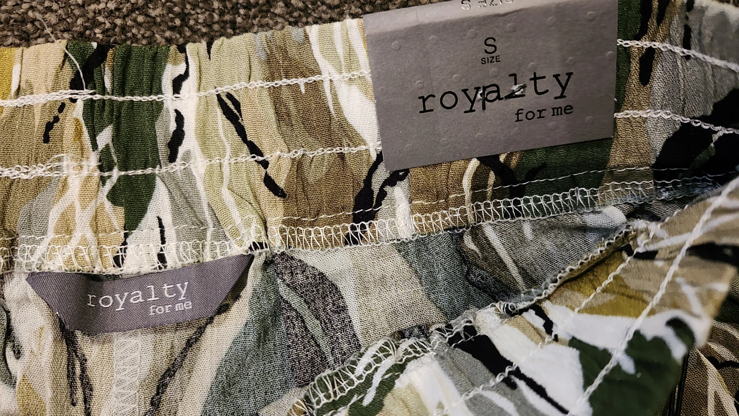 Royalty for Me Women's Shorts - Size S - photo 2