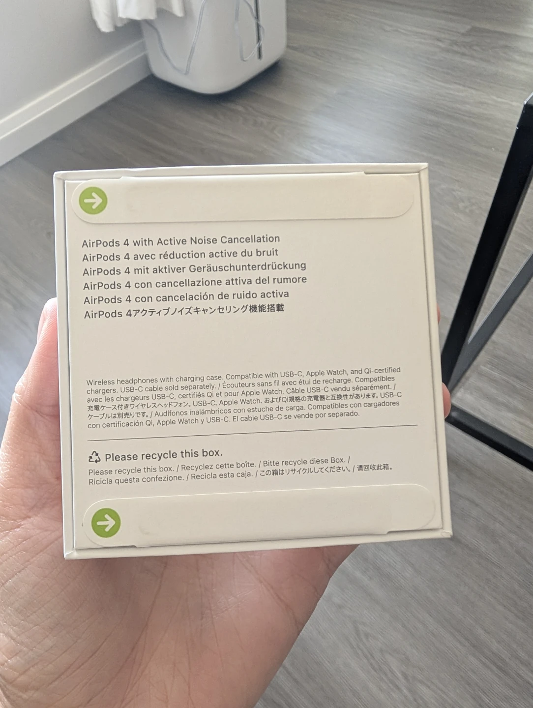 Apple AirPods 4 with Active Noise Cancellation (BNIB) - photo 2
