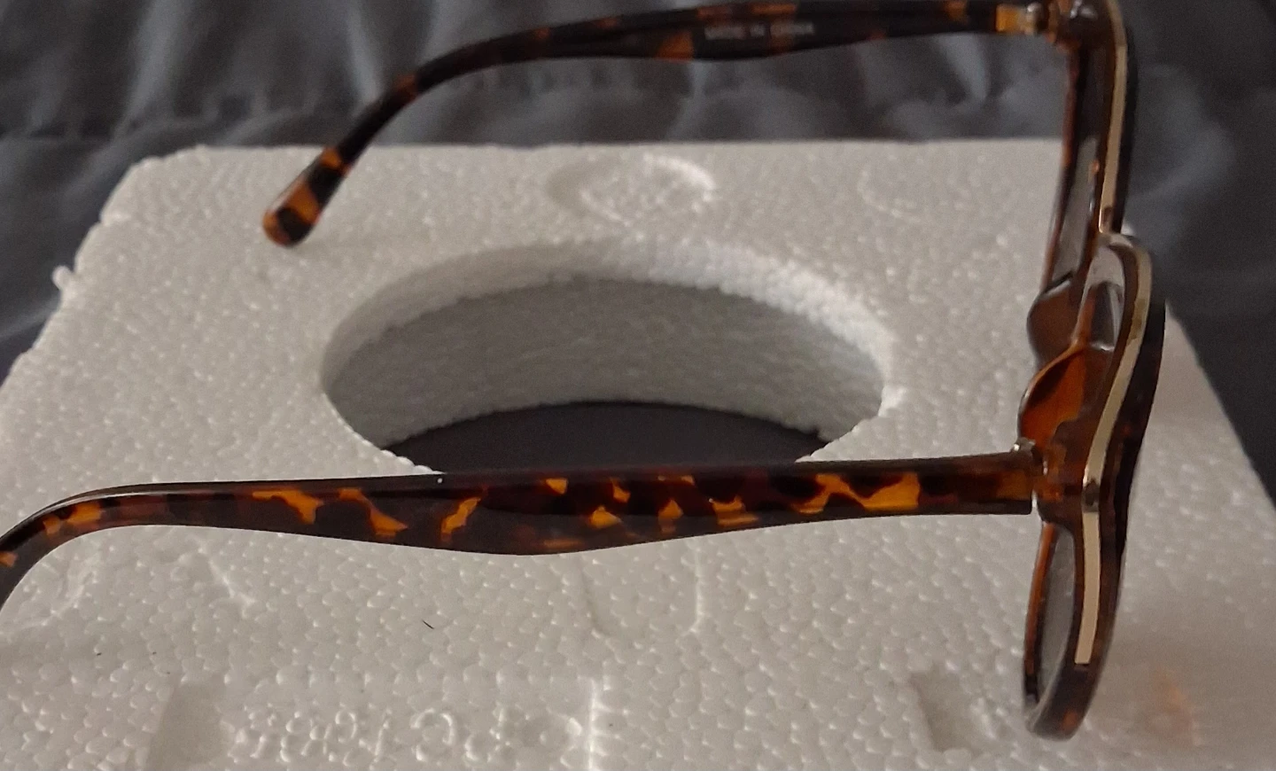 Cat-eye Sunglasses - Tortoiseshell Pattern - photo 4