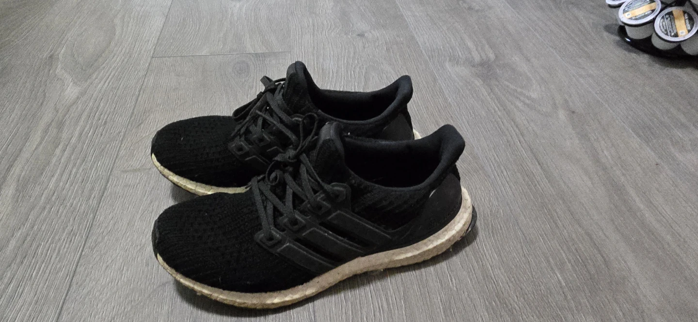 Adidas Ultra boost Size 7  Runners - photo 4