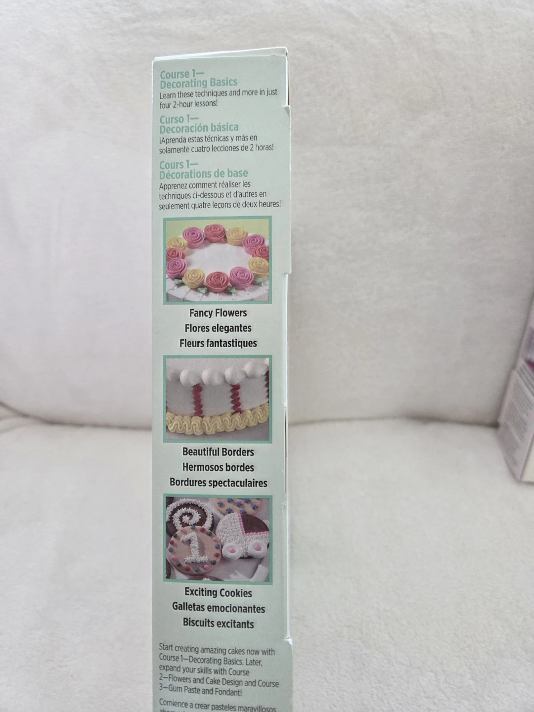 Wilton Decorating Basics Student Kit Course 1 - photo 3