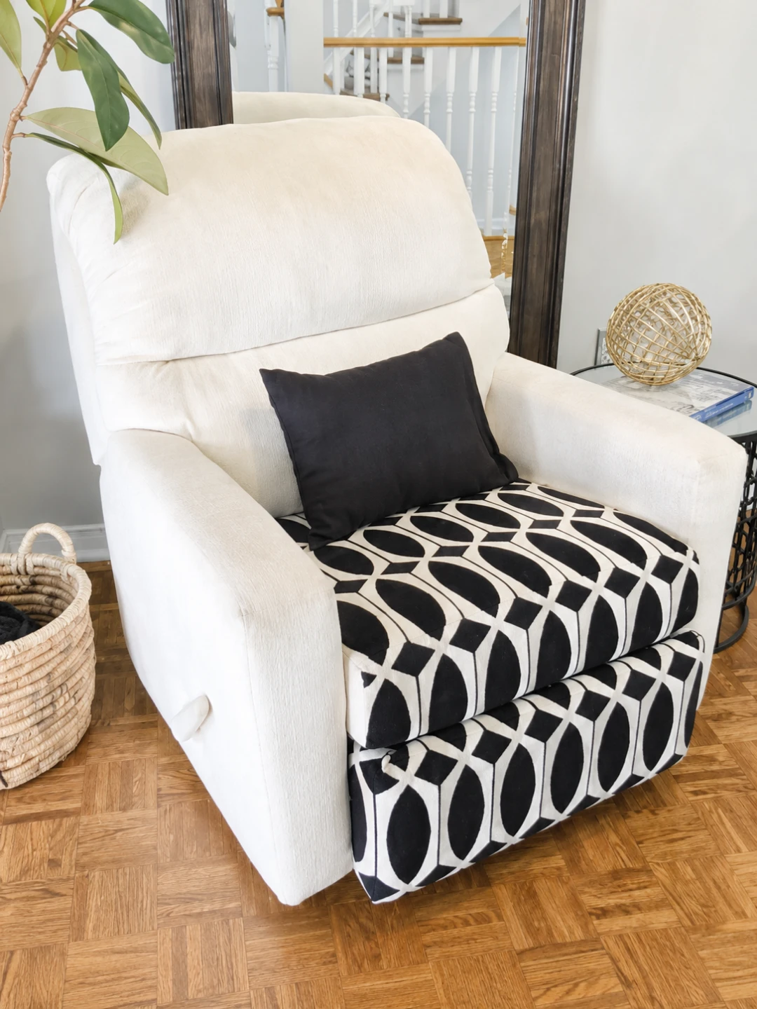 Comfortable Recliner Chair with Black Accent Pillow