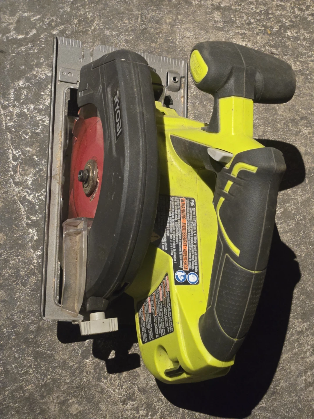 Ryobi Cordless Circular Saw - photo 2