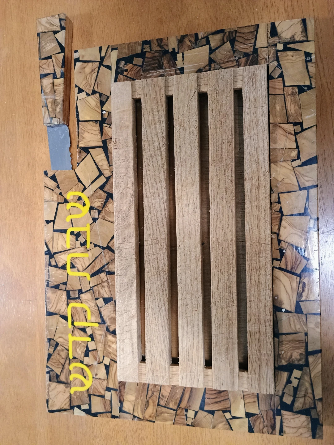⚽  Wooden Olive Wood Cutting Board with Serrated Knife - photo 2