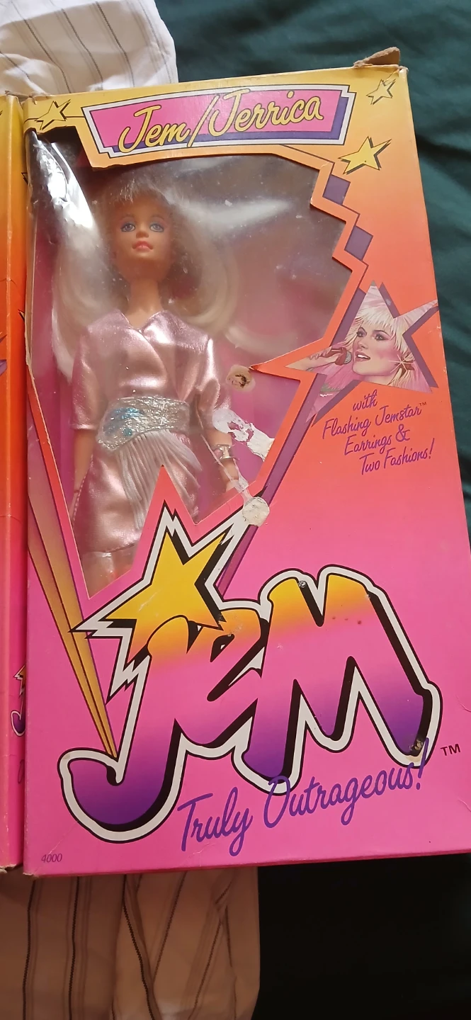 Jem and the Holograms Dolls - photo 3