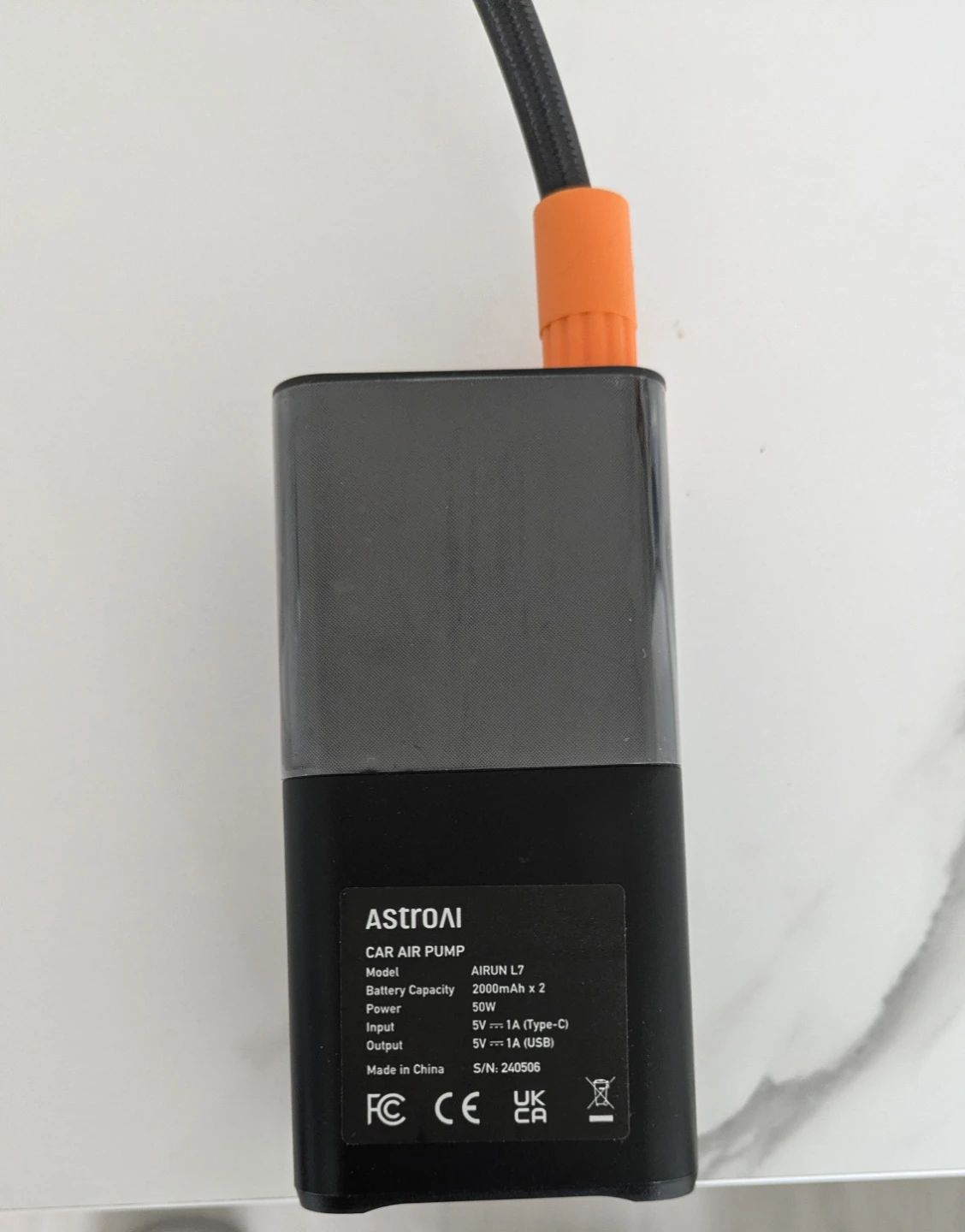 AstroAI AIRUN L7 Portable Air Pump / Tire Inflator - photo 2