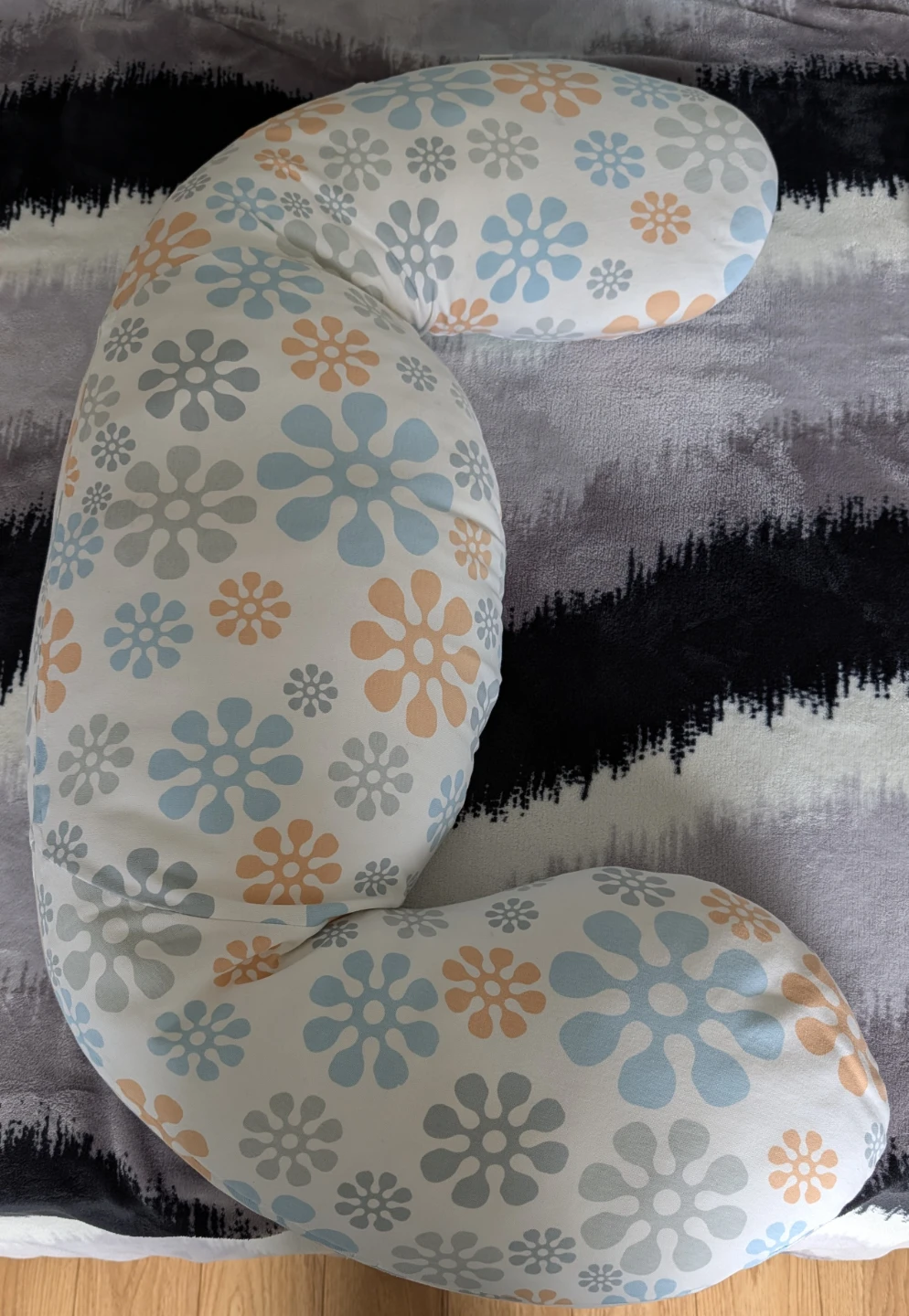 C-Shaped Nursing Pillow