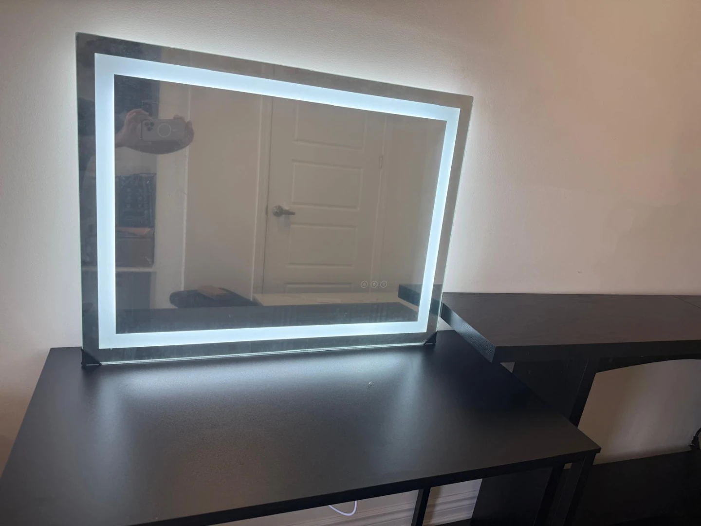 Vanity Mirror with LED Lights - photo 2