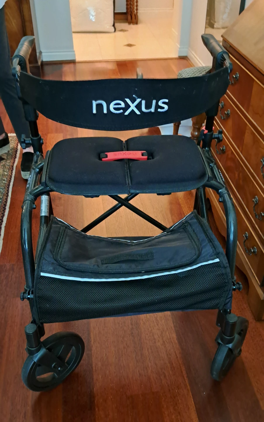 Nexus Walker with Seat