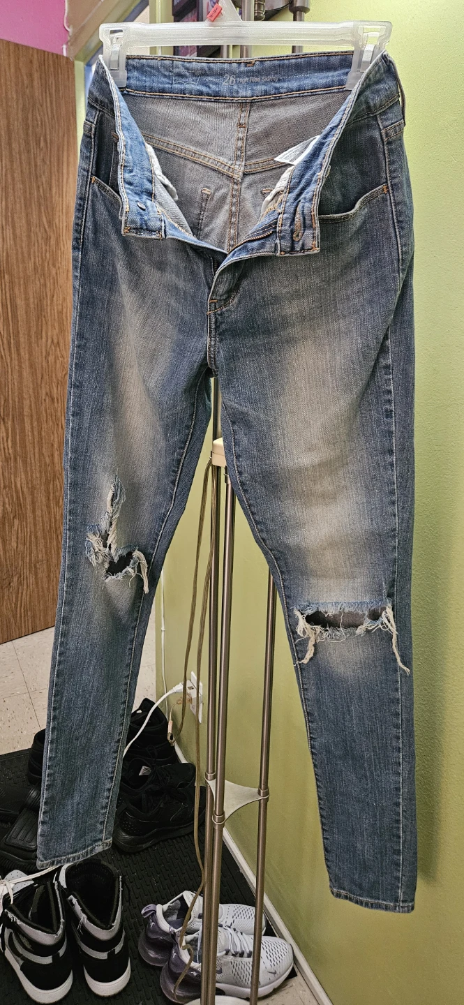 Levi's Women's High Rise Skinny Jeans Size 26 - photo 2