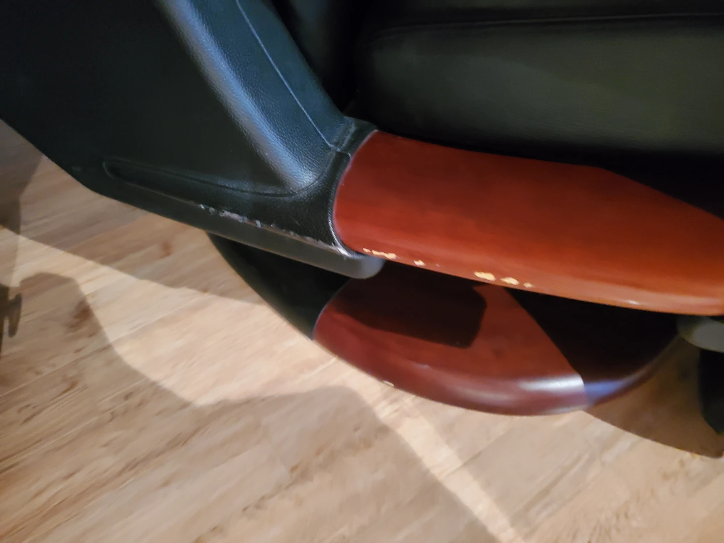 Black Leather Massage Chair - photo 3