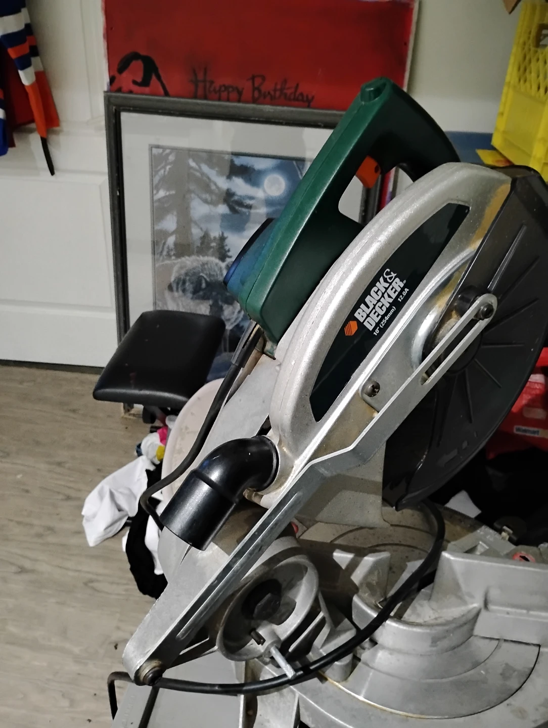 Black & Decker 10-inch Compound Miter Saw