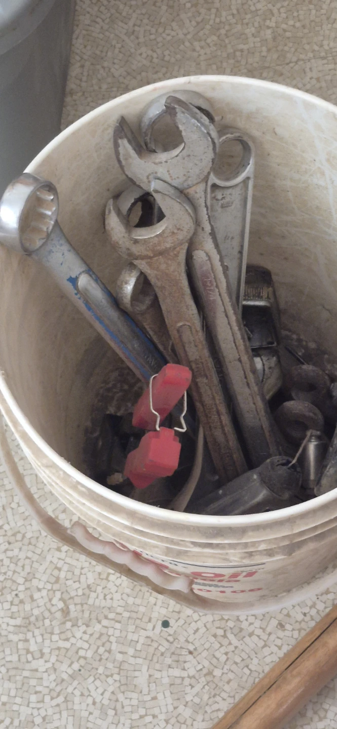 Mechanics Tool Set with Ratchet and Sockets - photo 2