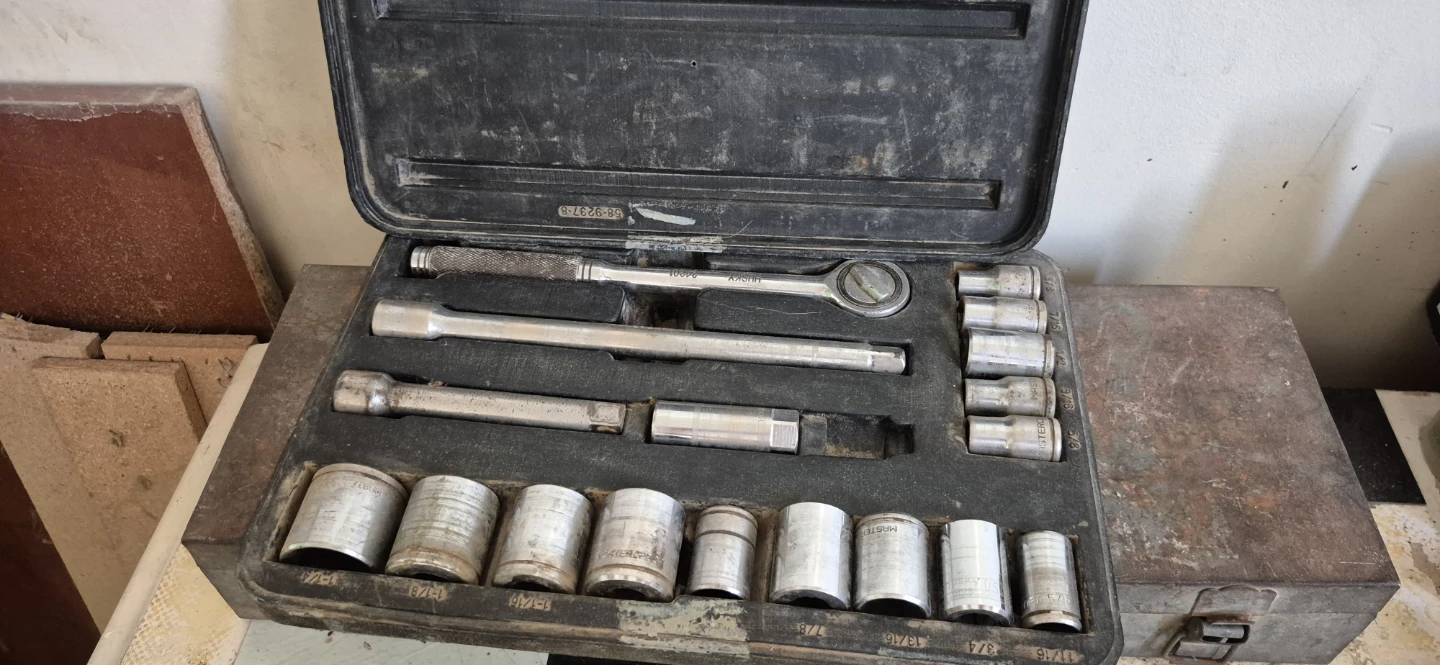 Mechanics Tool Set with Ratchet and Sockets - photo 3