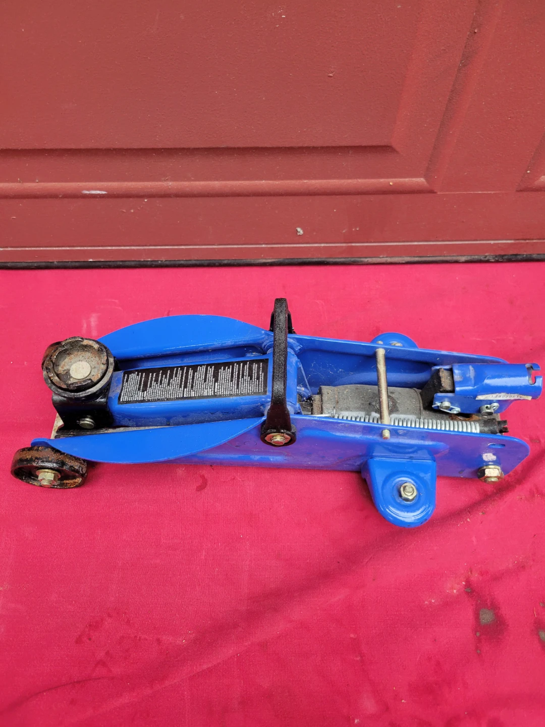 2 Ton Floor Jack new - photo 2