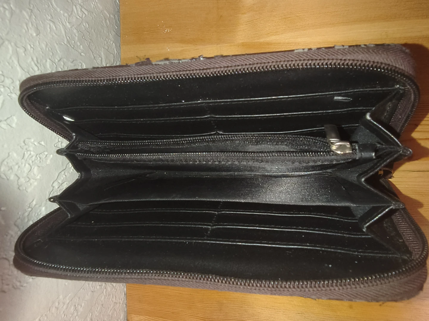 Brown and Pink Cross Wallet - photo 5