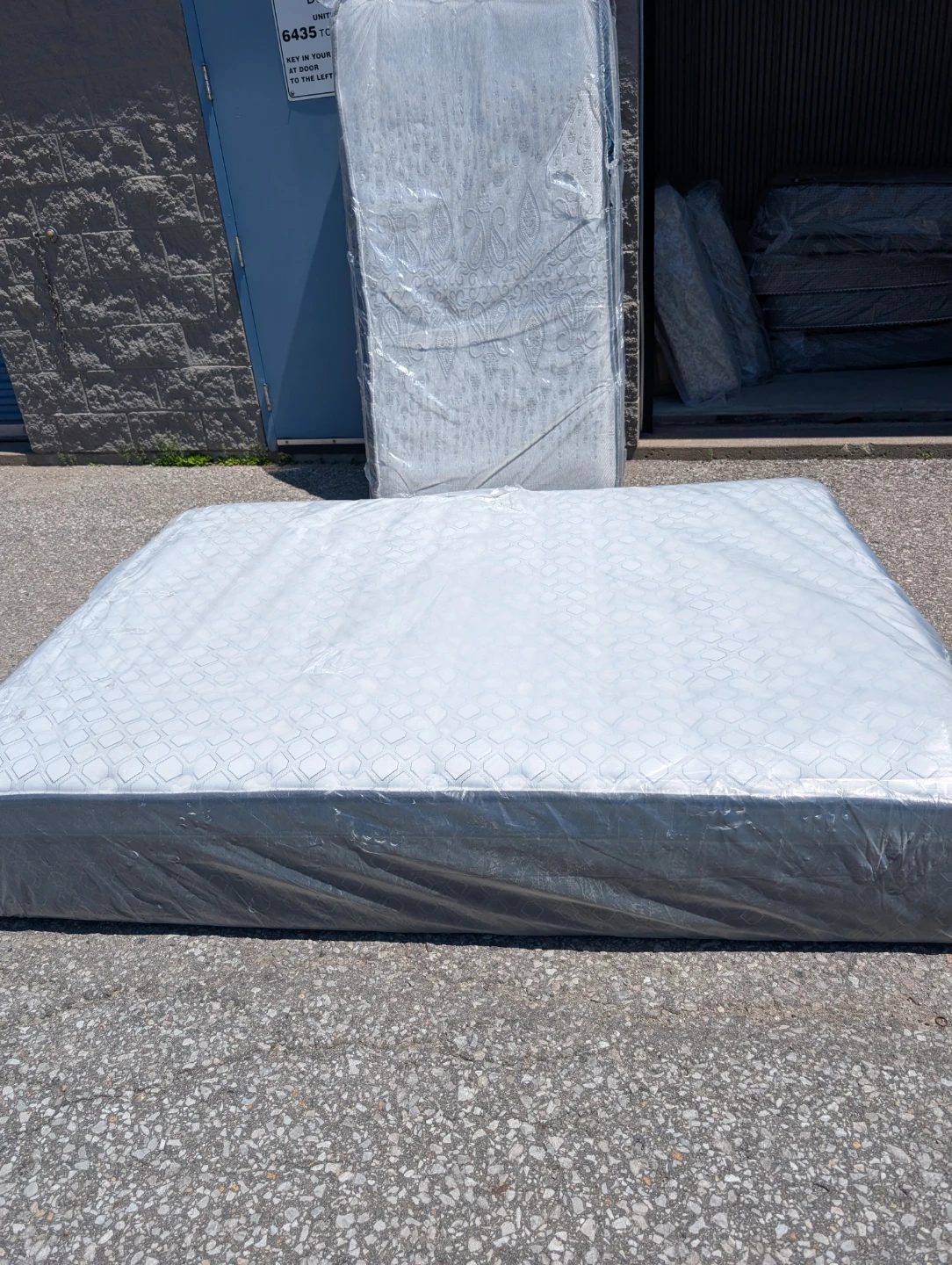 Free delivery Sealy Mattress original  posturepedic - photo 3