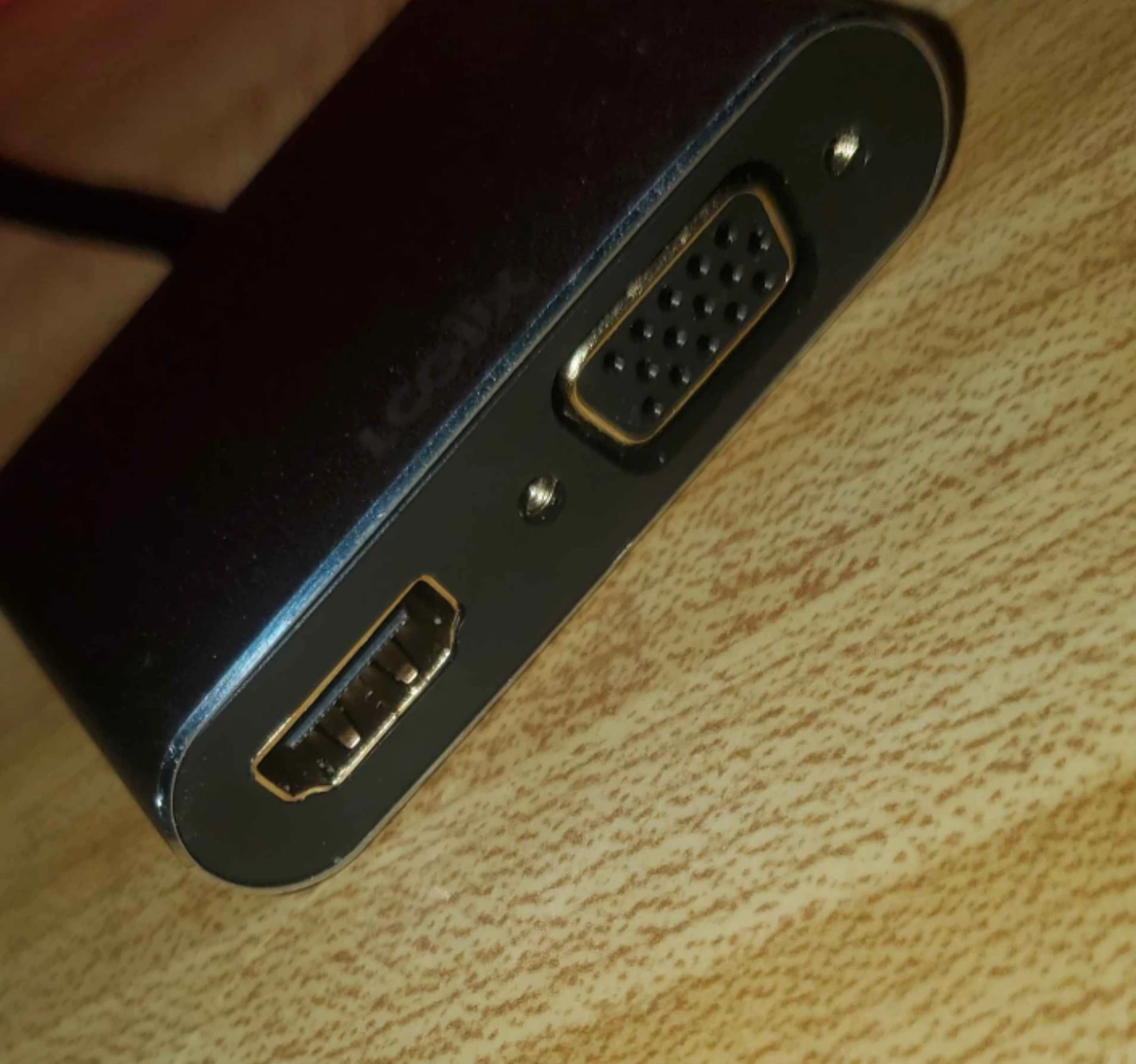 Logiix USB-C to HDMI & VGA Adapter - photo 3