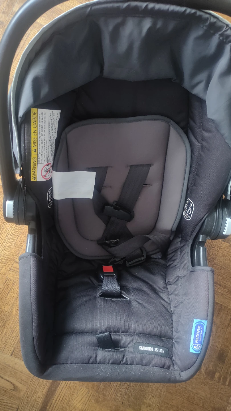 Graco SnugRide 35 Lite Infant Car Seat