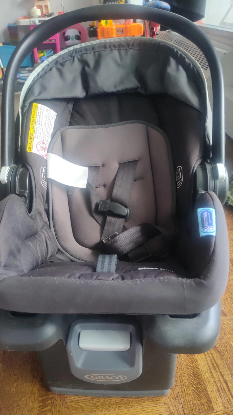 Graco SnugRide 35 Lite Infant Car Seat - photo 2