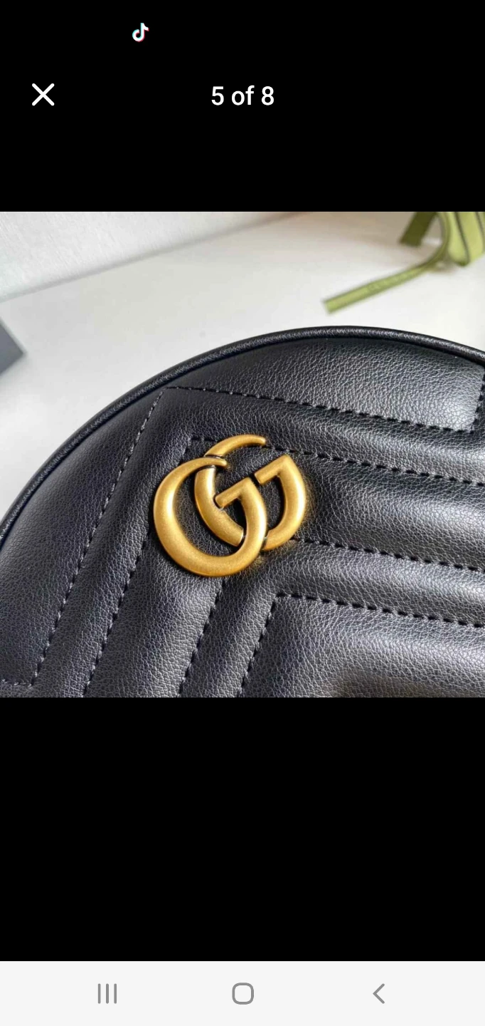 Gucci Black Quilted Heart Round Bag - photo 2
