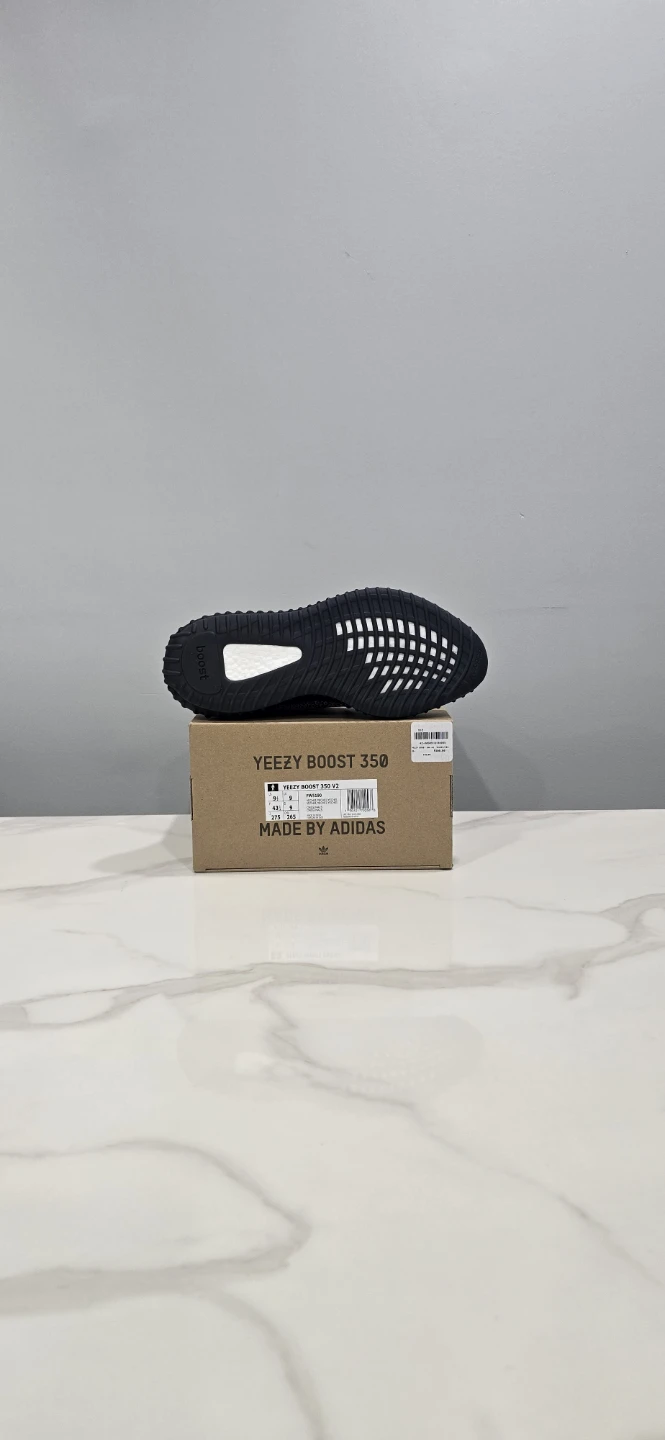Adidas Yeezy 350 V2 Yecheil Non-Reflective size 9.5 - photo 5