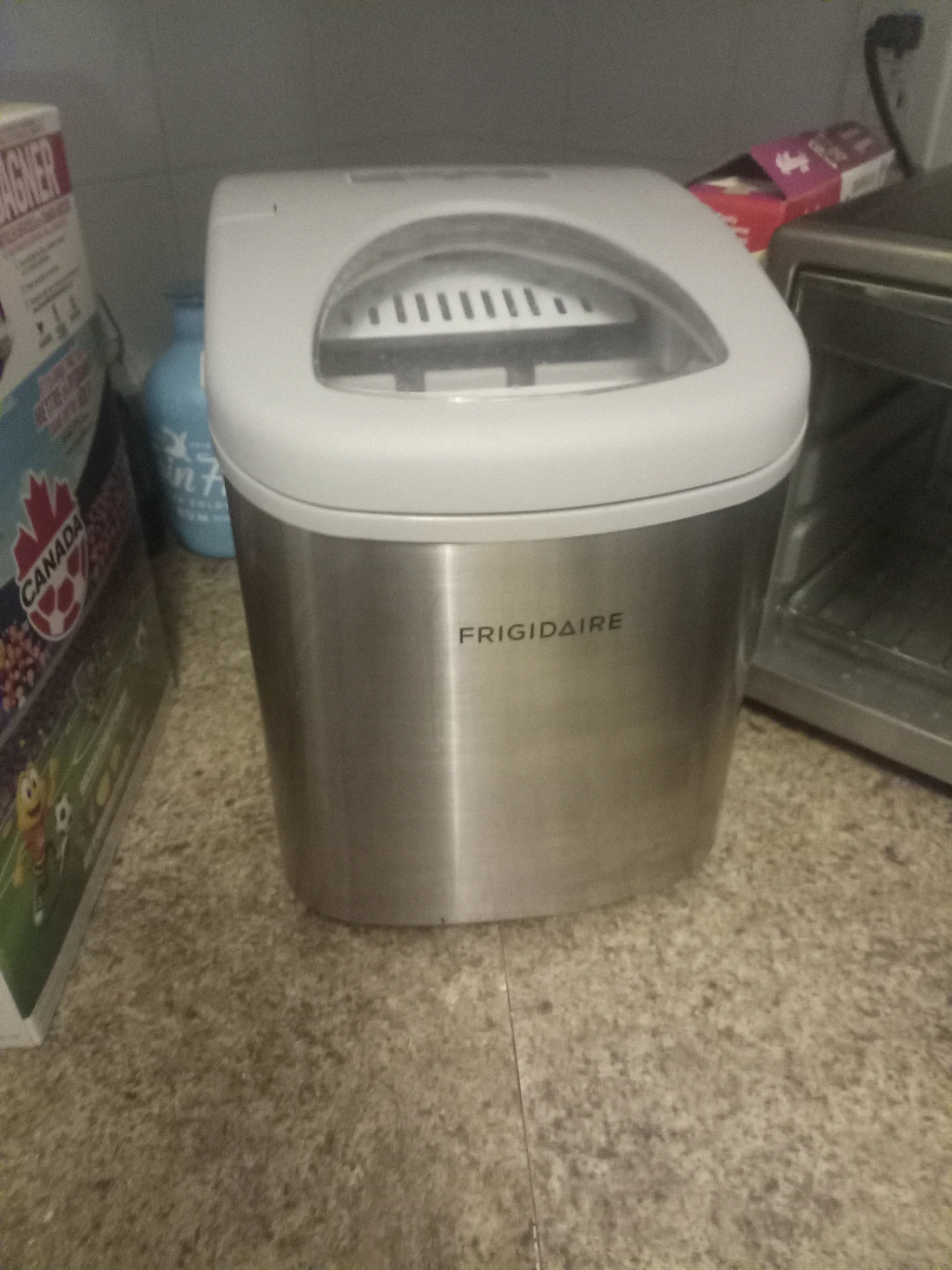 Frigidaire Portable Ice Maker