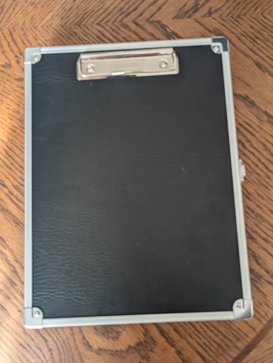 Vaultz Locking Clipboard Case ⚽