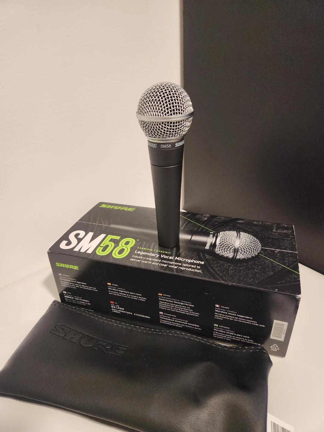 Shure SM58 Dynamic Microphone