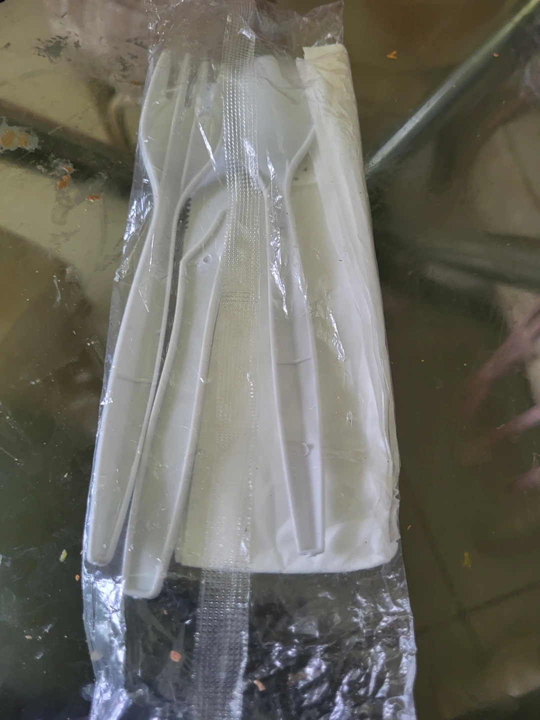 Plastic Forks and Spoons Set