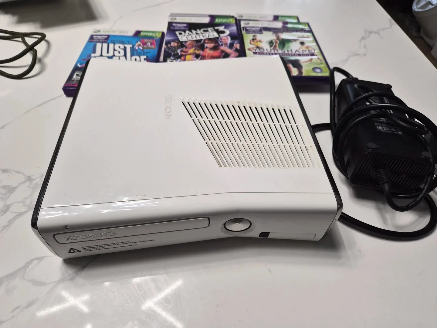 Xbox 360 575 Console with Games