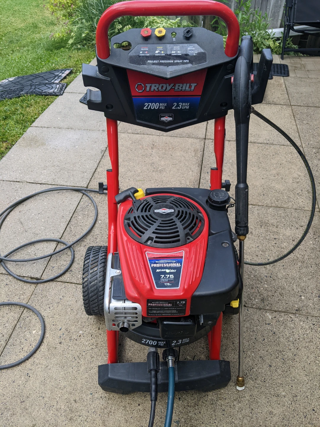 Troy-Bilt Gas Pressure Washer - 2700 PSI / 2.3 GPM - Excellent