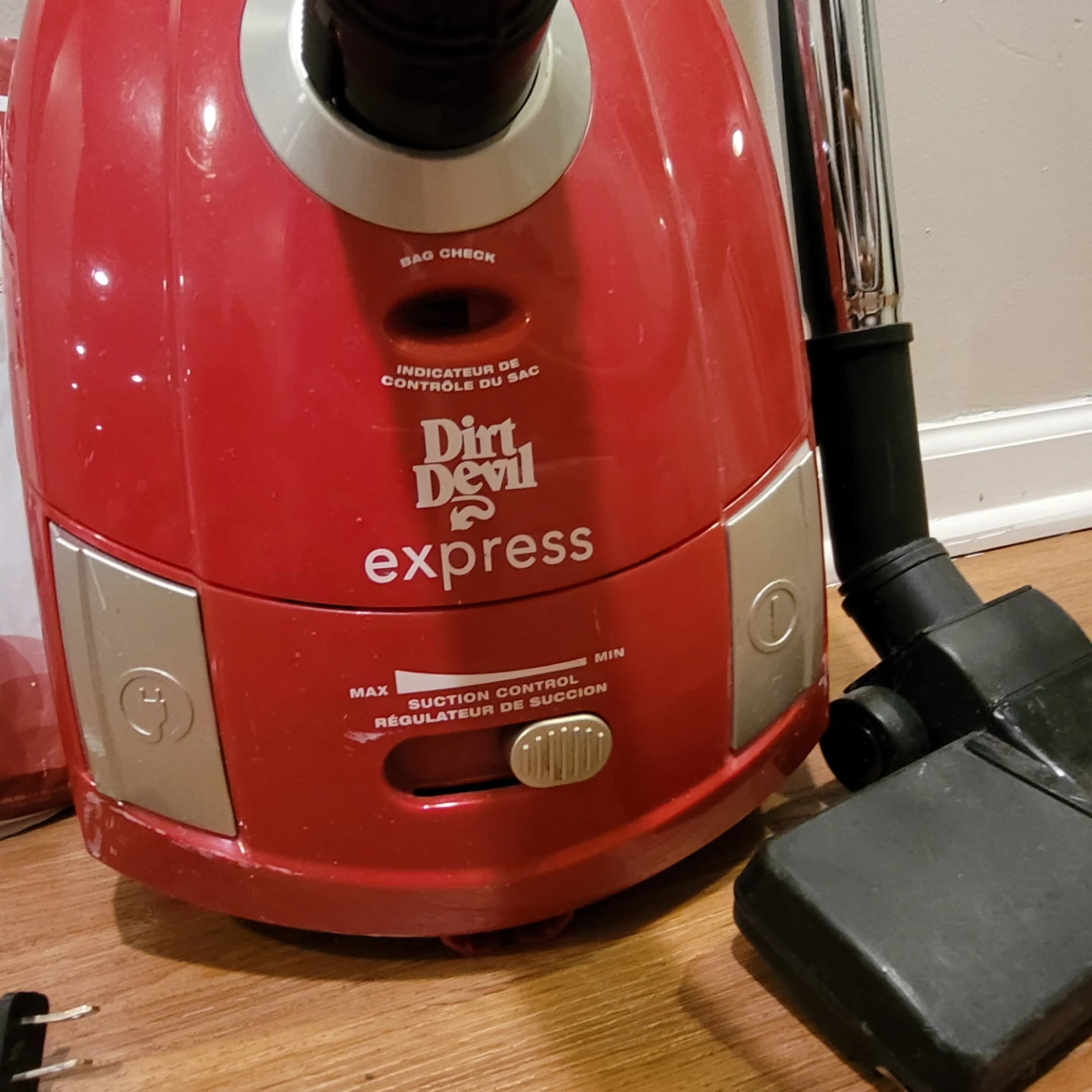 Dirt Devil Express Red Canister Vacuum - photo 3