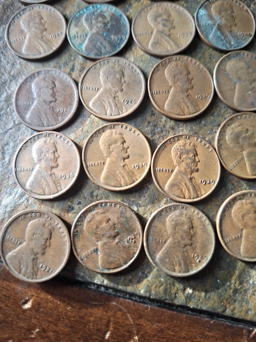 Collection of all 1920s and 1930s Lincoln Wheat Pennies x42 - photo 4