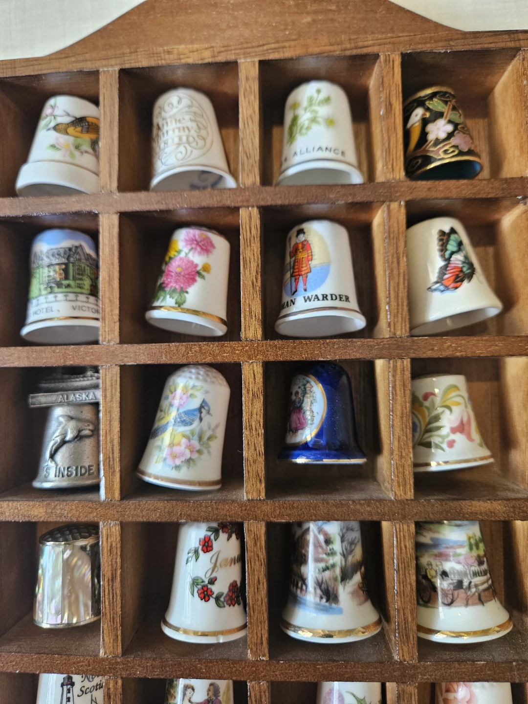 Collection of 20 Decorative Thimbles in Wooden Display Case - photo 2