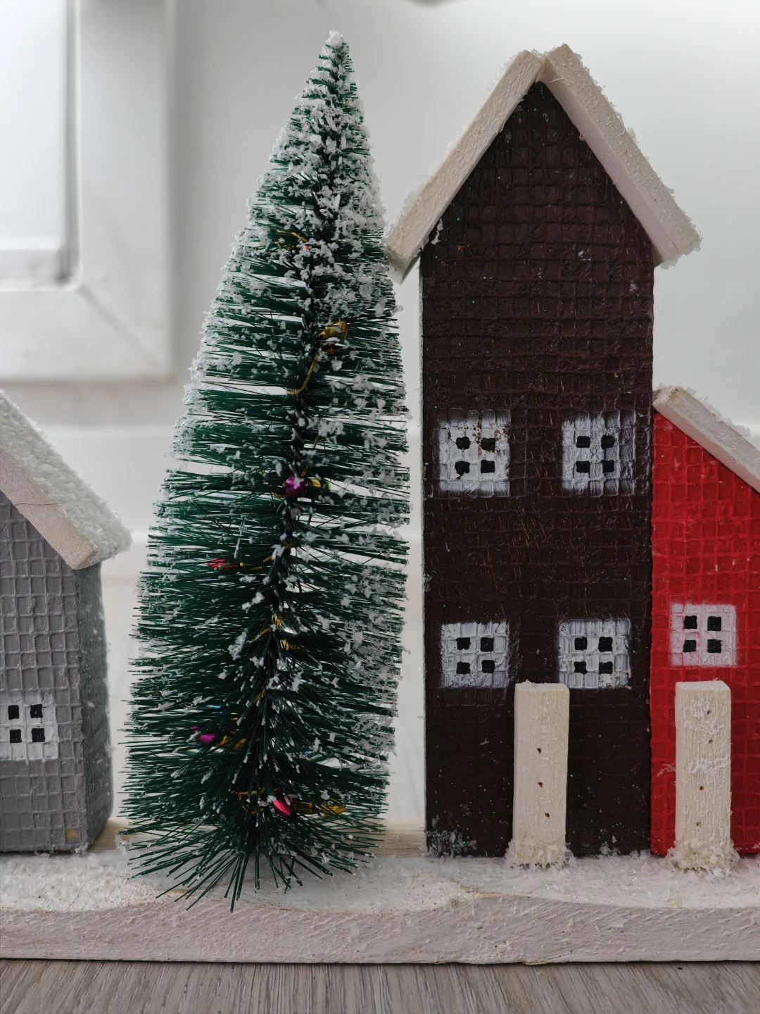 Wooden Christmas Village Houses with Tree Decoration - photo 4