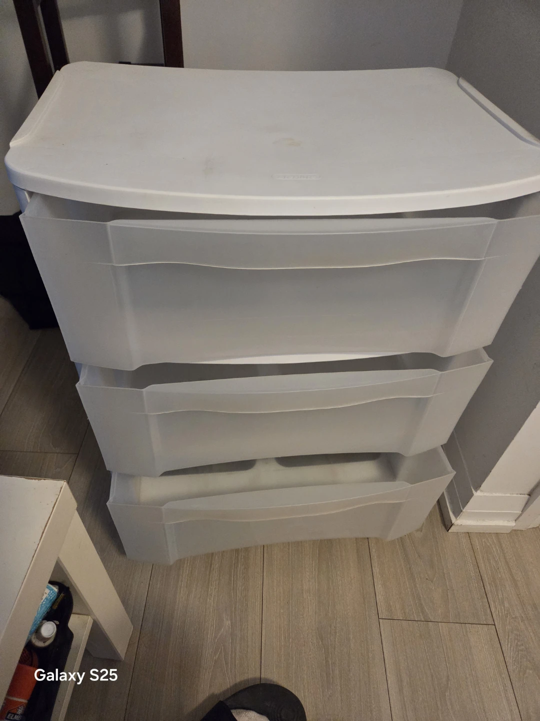 White 3-Drawer Plastic Storage Unit - photo 2