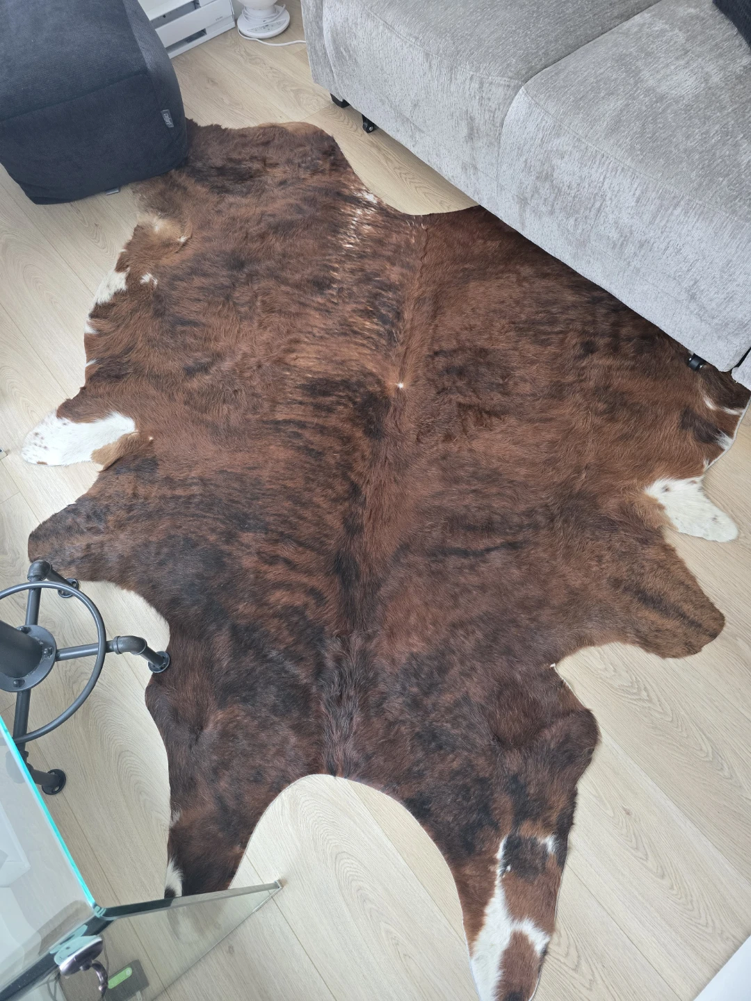 GORGEOUS AUTHENTIC BRAZILIAN COW HIDE AREA RUG - photo 3