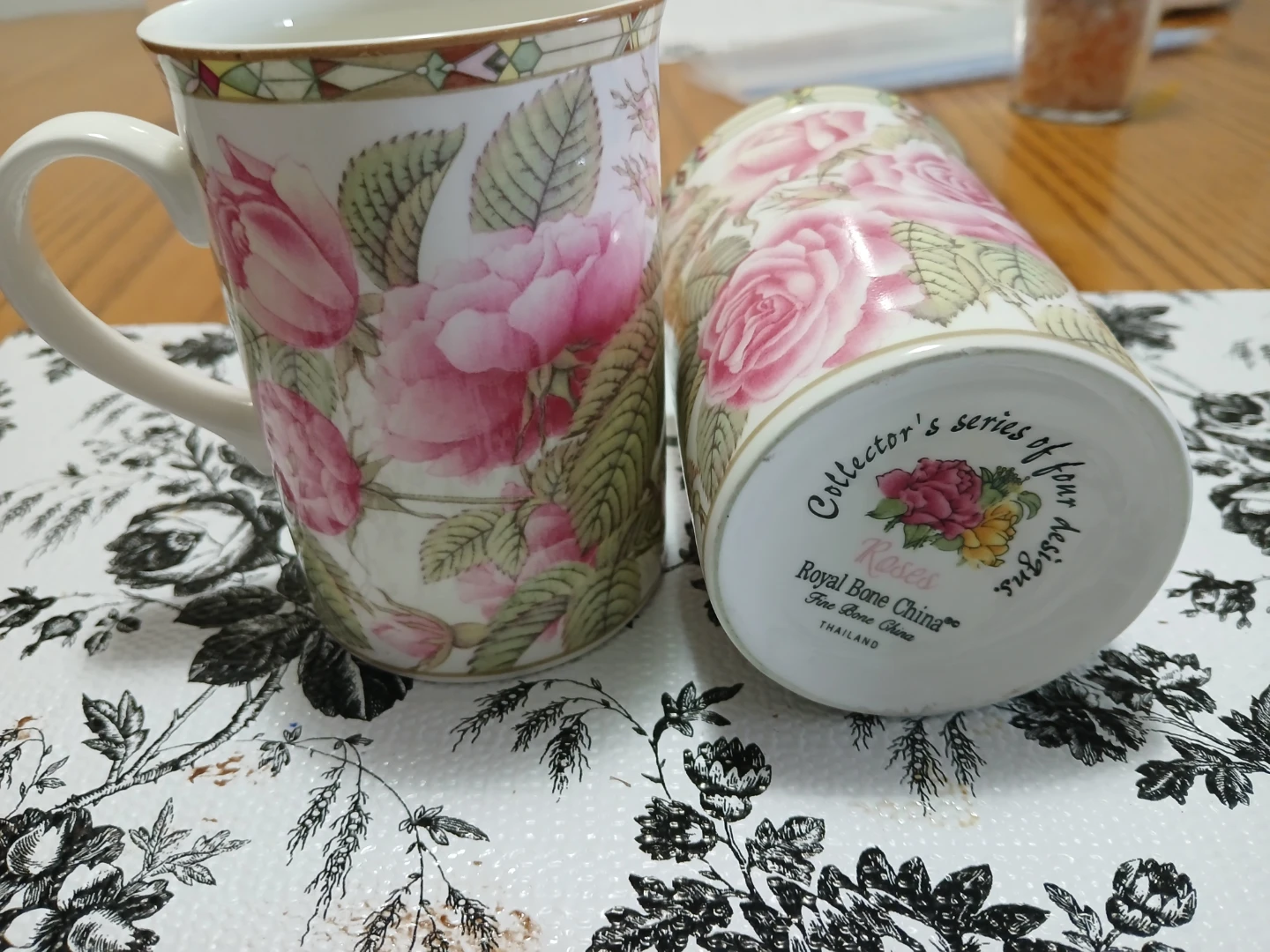 Royal Bone China Roses Mug
