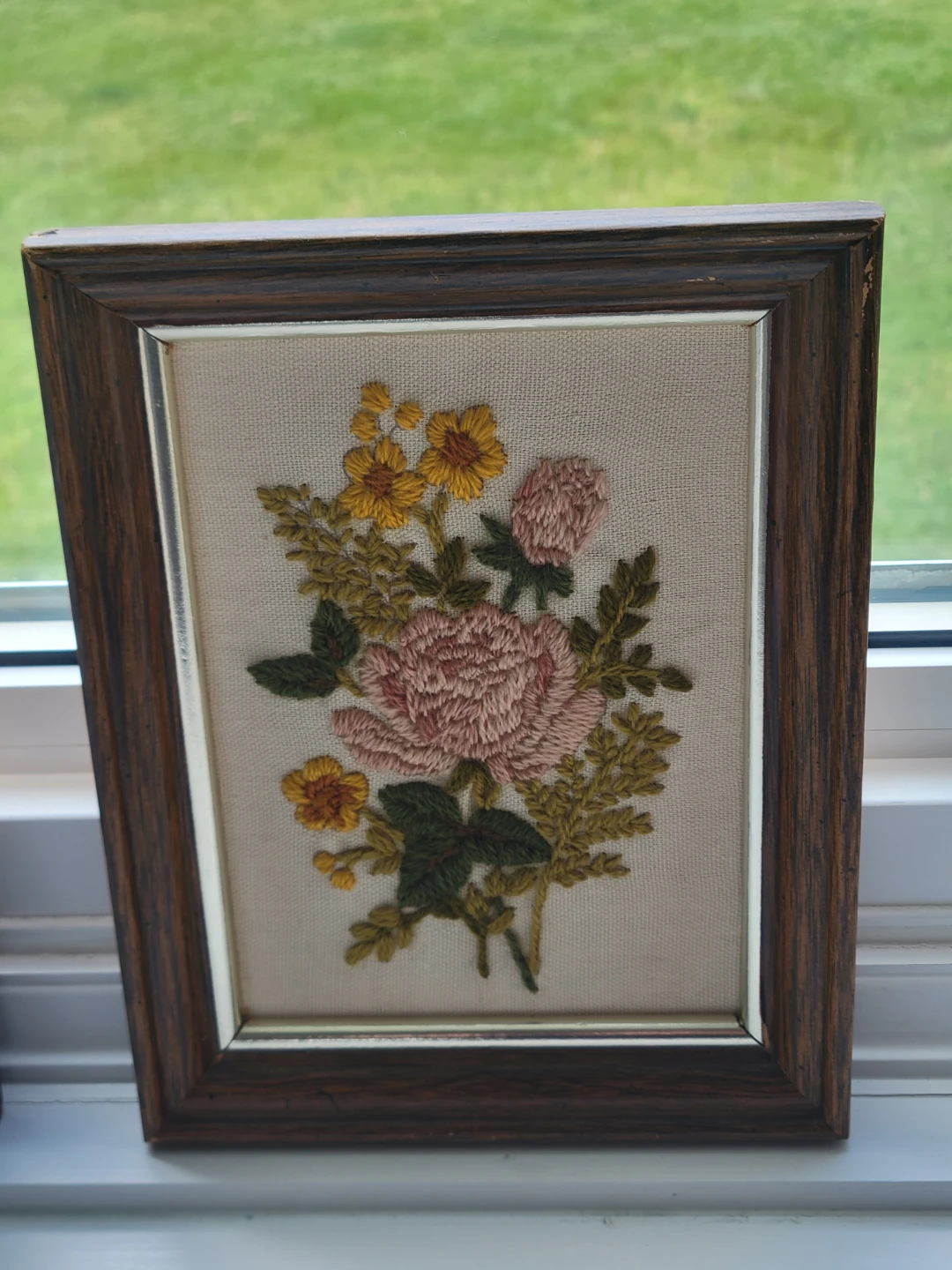 Daisies and peonies Framed Crewel  Embroidered Flower Pictures - photo 2