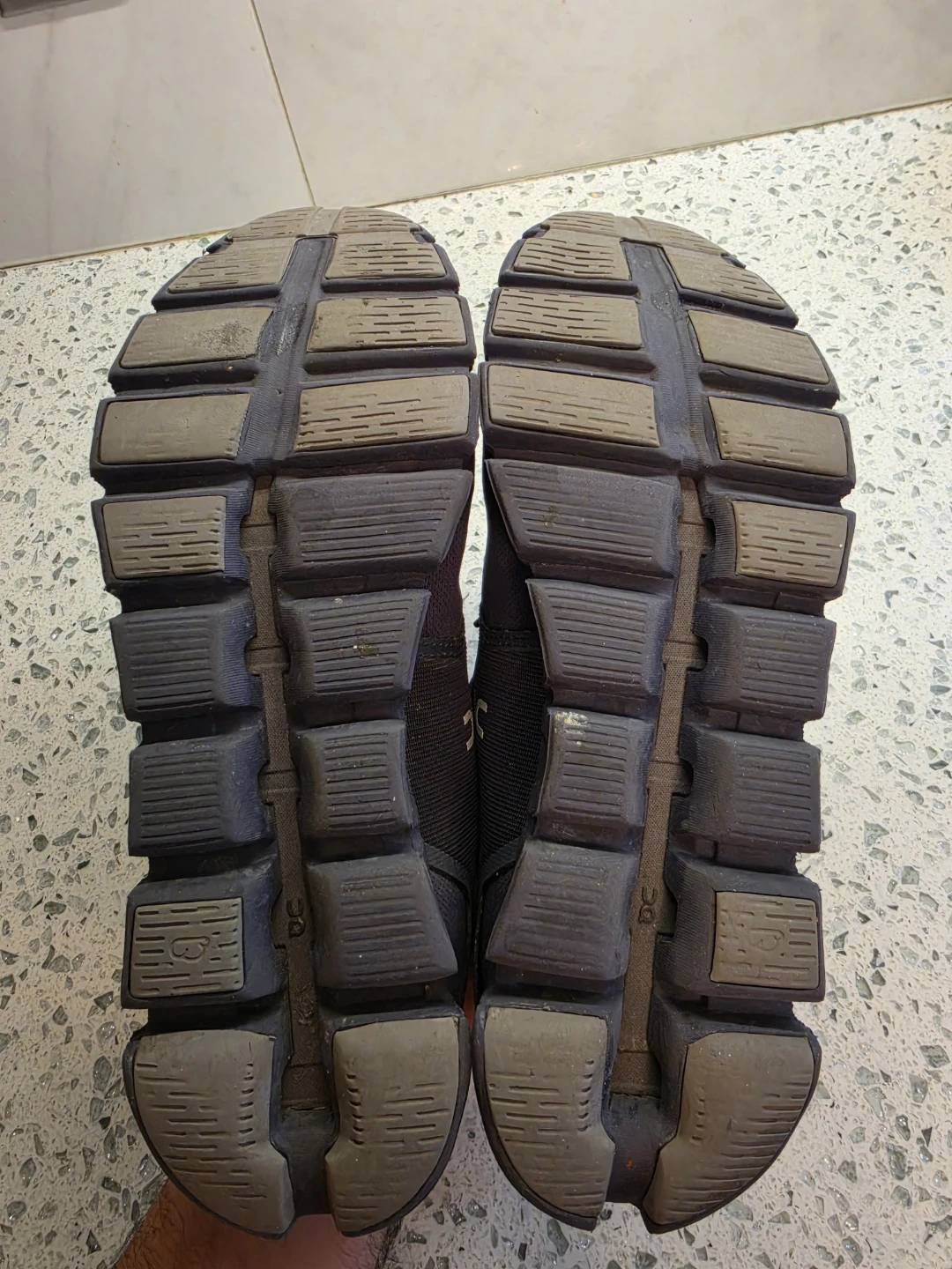ON Cloud Waterproof Running Shoes - photo 5