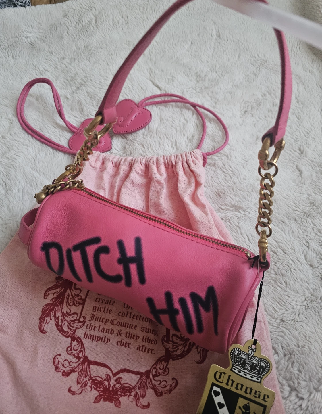 Juicy Couture Pink "Ditch Him" Cylinder Bag - photo 4