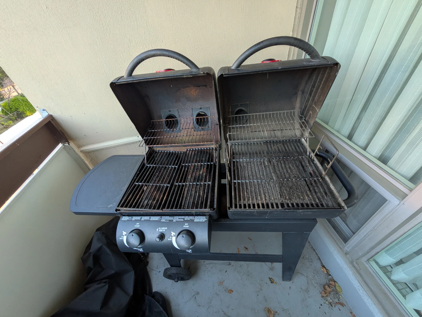 Char- Griller dual gas & charcoal - photo 3