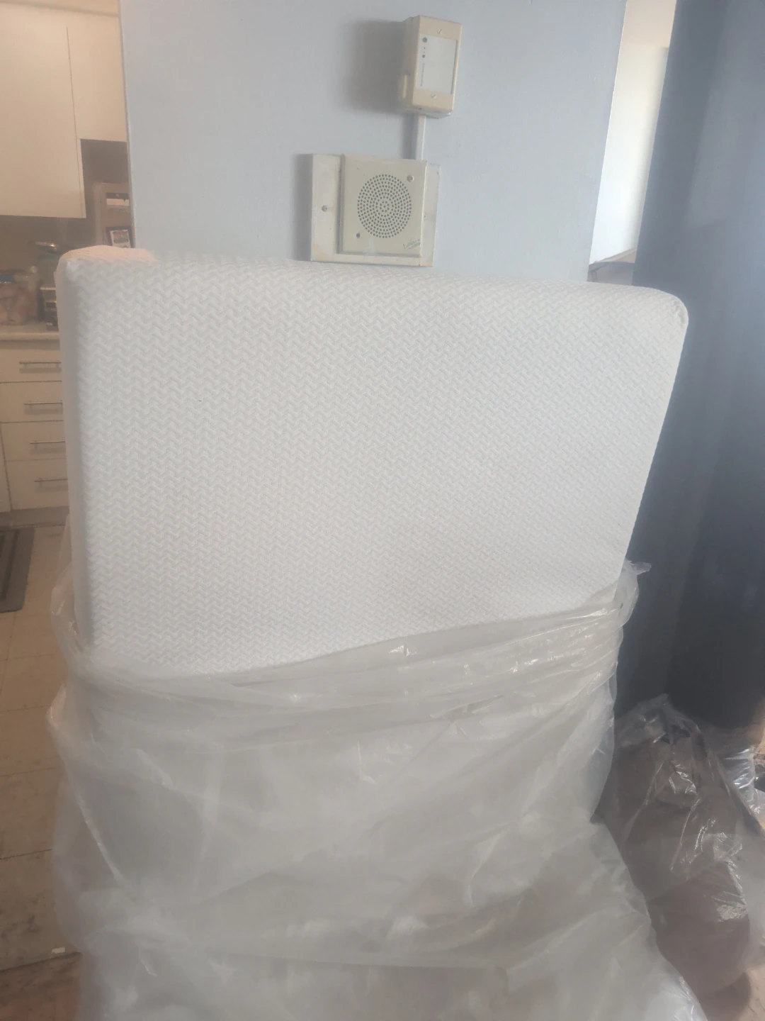 White Mattress - photo 3