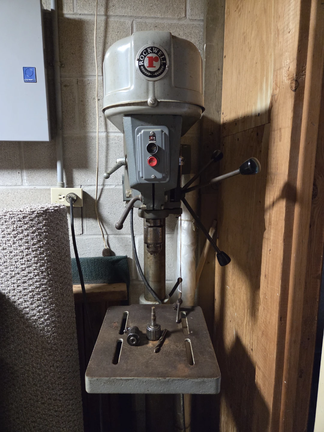 Vintage Rockwell 15" Industrial Drill Press (Series 15-240 - photo 2