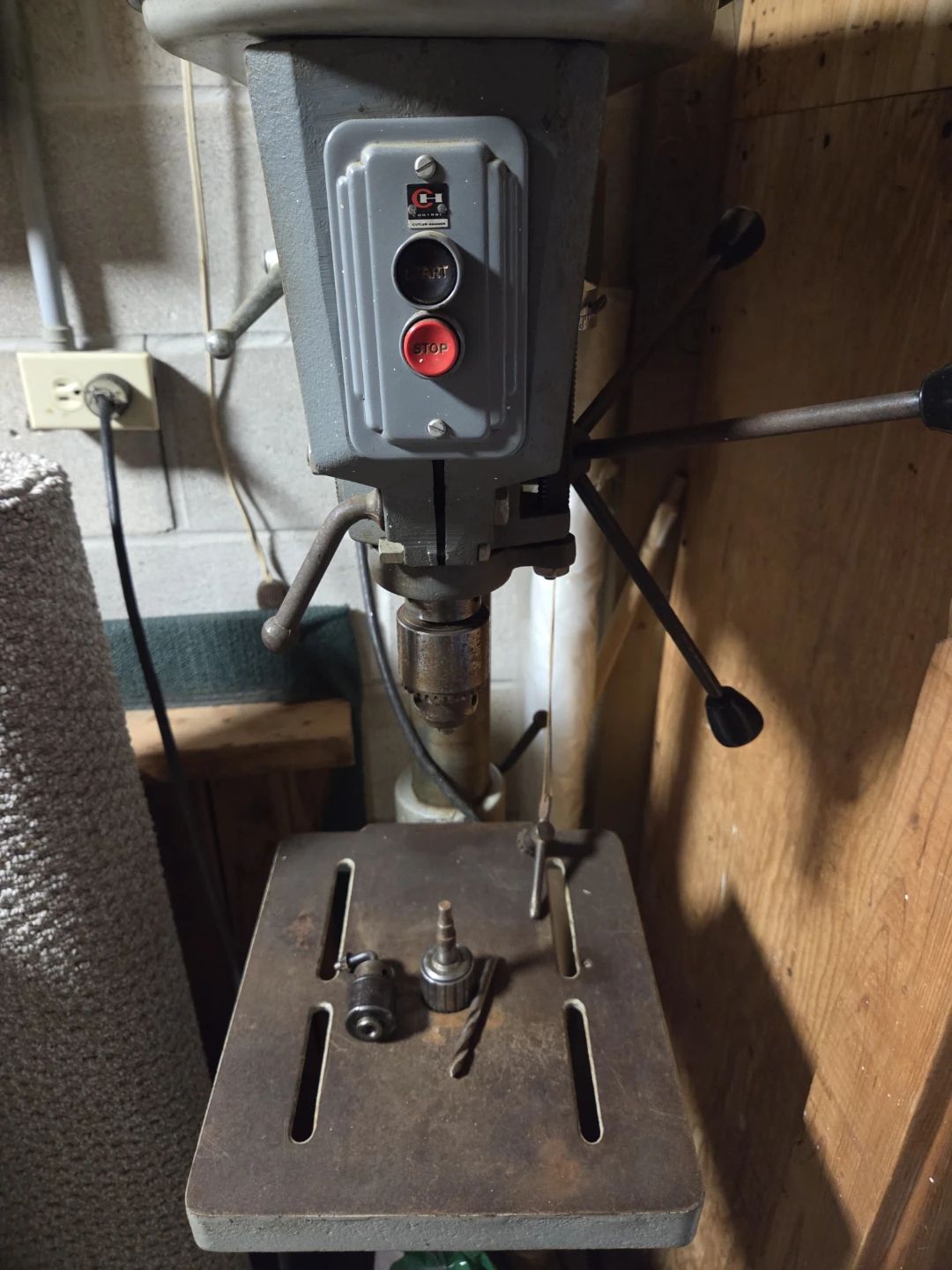 Vintage Rockwell 15" Industrial Drill Press (Series 15-240 - photo 4